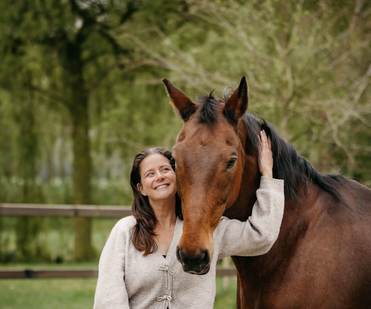 Paardencoaching - Vera Fredrikz EquiVeer Lemelerveld Zwolle Kampen Hengelo Enschede Zutphen Deventer Apeldoorn Almelo Raalte Ommen Hardenberg Oldenzaal